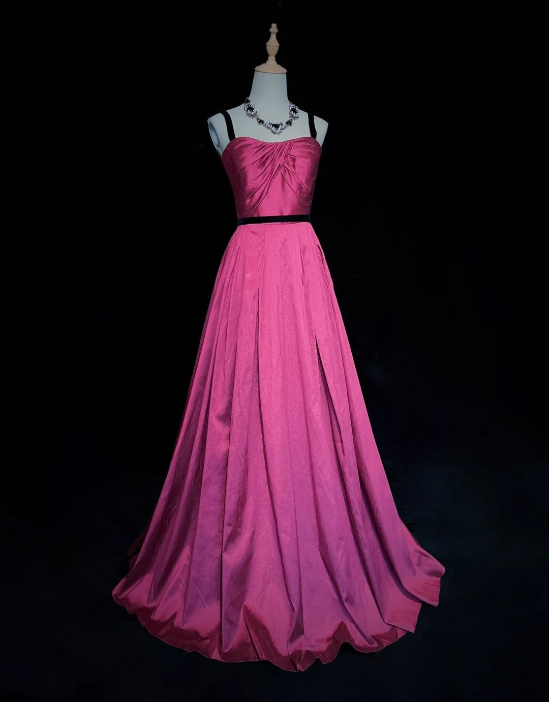 Einfache Abschlussballkleider Inspiration A-Linie Spaghettiträger Hot Pink 80er Jahre Lange Abendkleider N3387