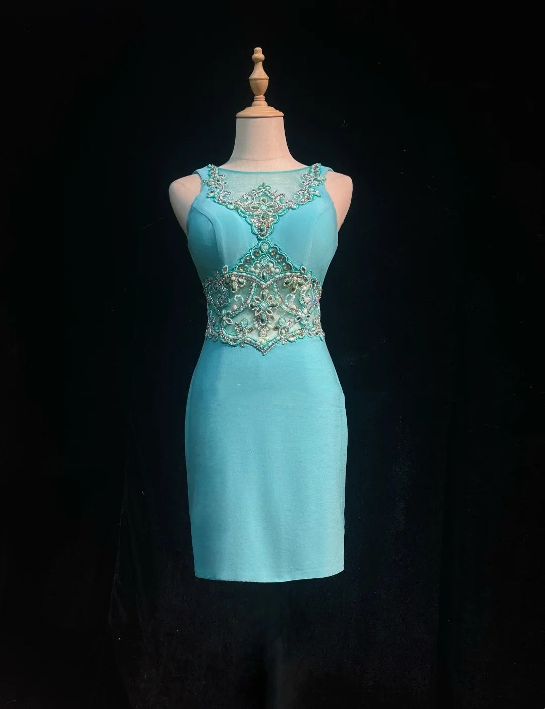 Jolies robes de bal de fin d'année courtes mini en satin bleu clair col rond N2441