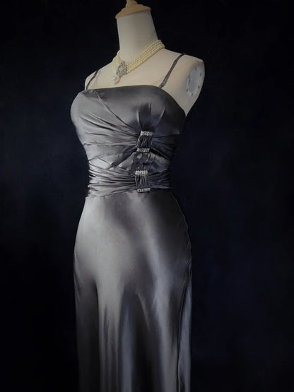 Robes de bal modestes Robes de soirée sirène en satin gris à bretelles spaghetti N3471