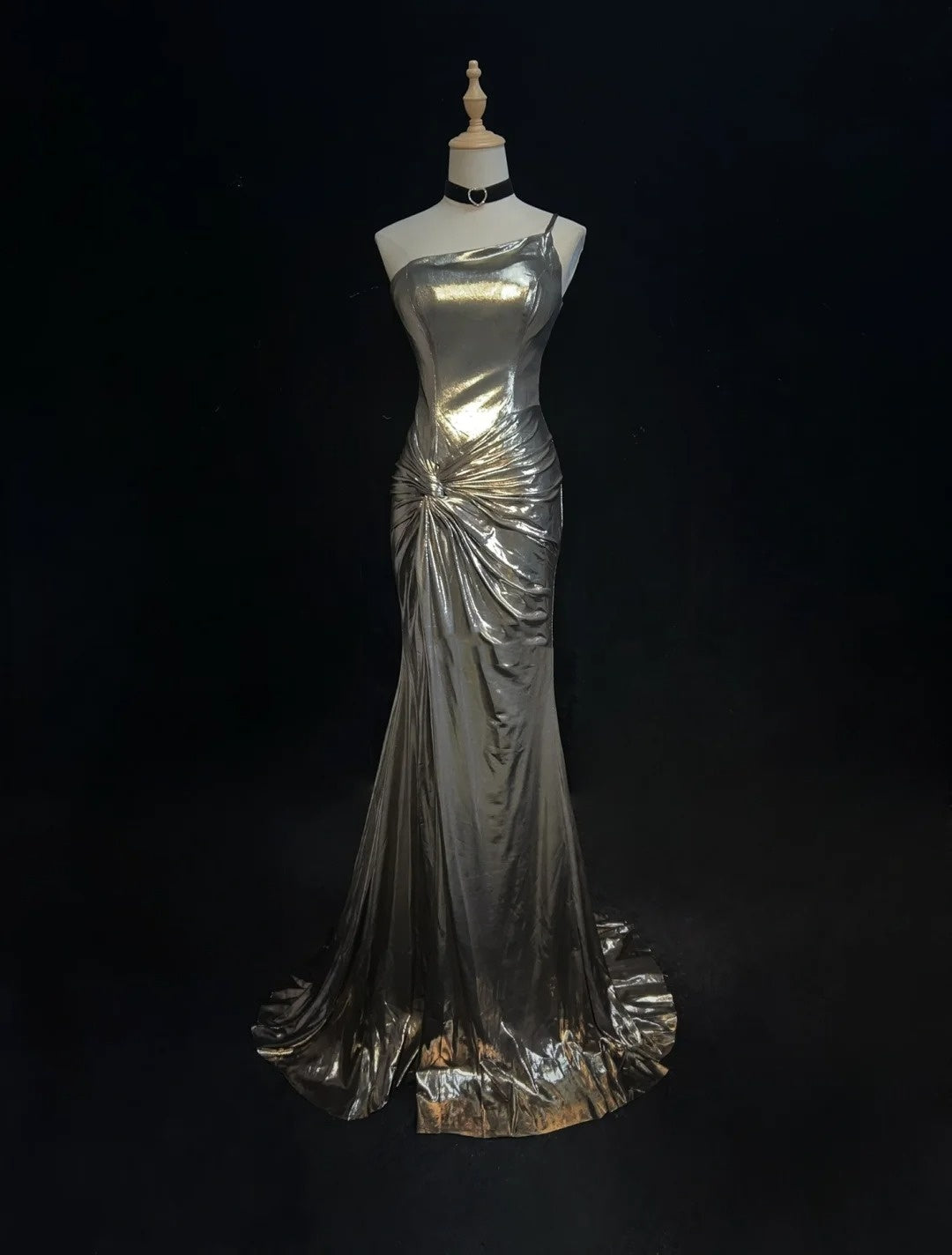 Wunderschöne Abschlussballkleider Meerjungfrau One Shoulder Satin mit Rüschenmieder Lange Abendkleider N3370