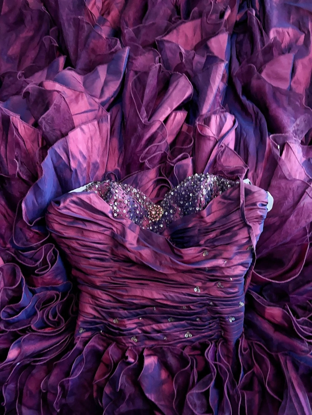 Vintage Ballkleider Inspo Ballkleid Spaghettiträger Lila Tüll Stufenlagen 80er mit Perlen Abendkleider N3357