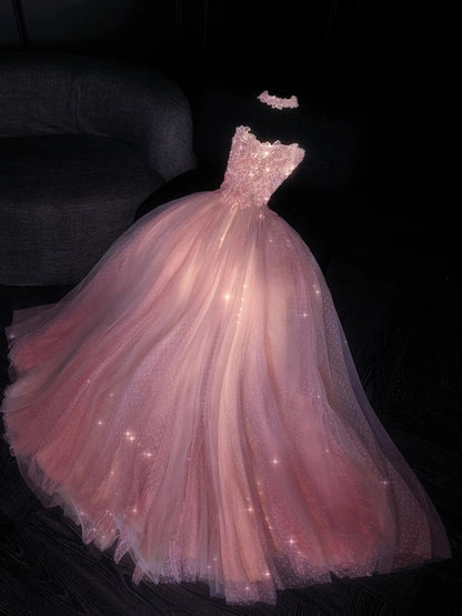 Robe de bal longue rose à pois, sans bretelles et pailletée, idéale pour une soirée formelle ou un 18e anniversaire (N735)
