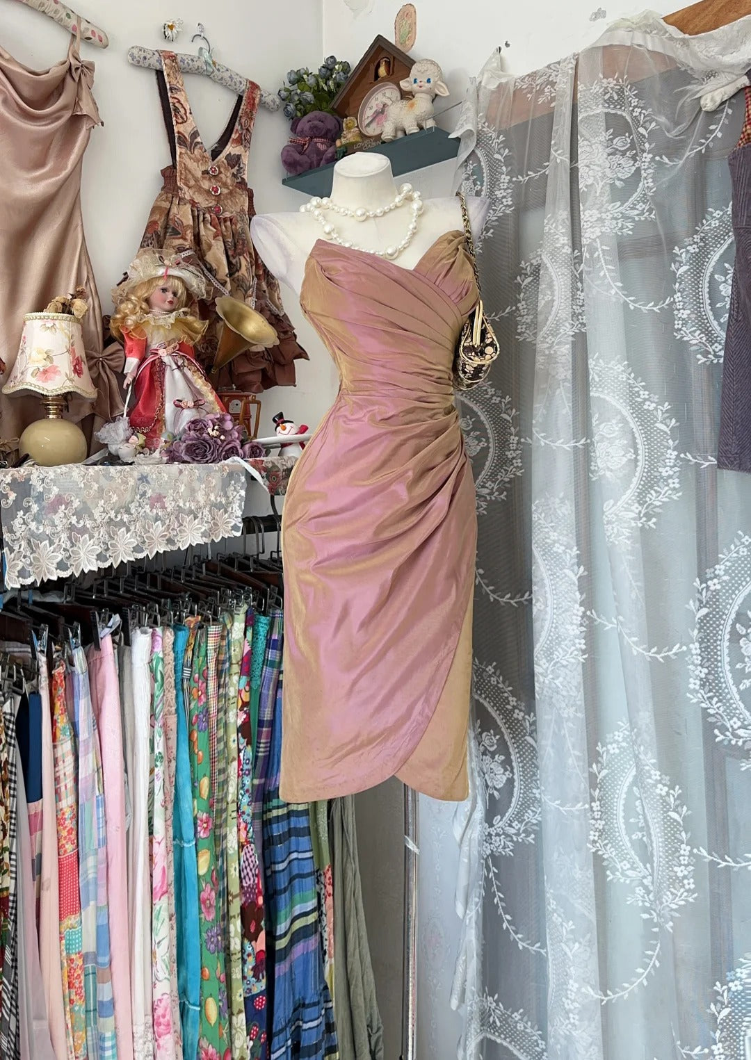 Cute Sheath Sweetheart Pink Satin Knee Length 16th Birthday Gown Homecoming Outfits N3590