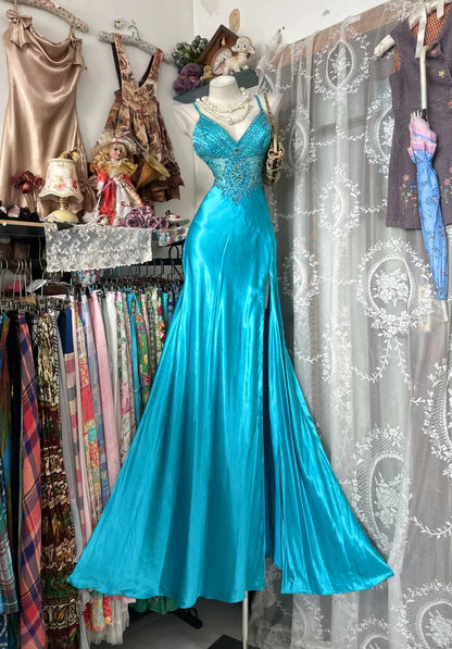 Elegante Ballkleider Meerjungfrau Neckholder Blau mit Perlenstickerei Satin Lange formelle Abendgarderobe N3761