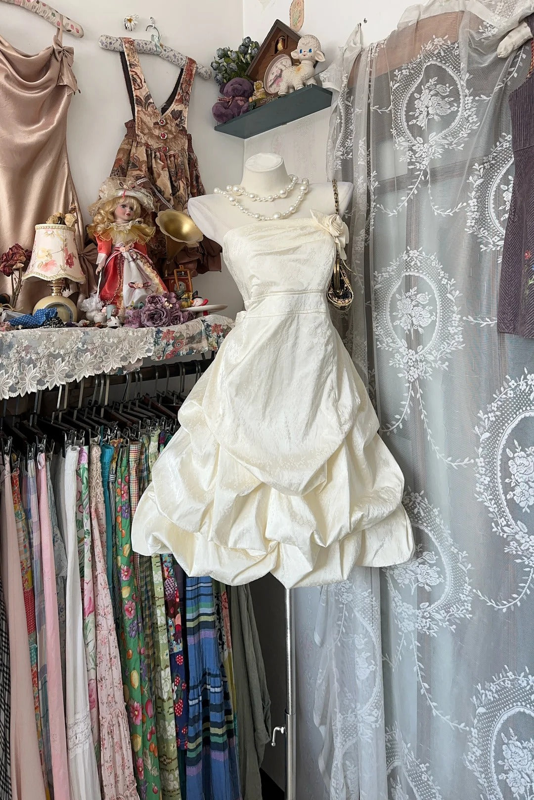 Robe de bal simple bustier en satin courte pour remise de diplôme, anniversaire, robe de soirée, N3733