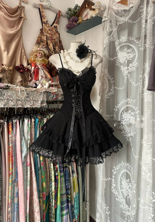 Vintage A-Linien-Spaghettiträger Schwarzes kurzes Abschlussball-Geburtstags-Outfit Heimkehrkleider N3729
