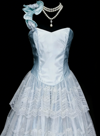 Robe de bal unique asymétrique en tulle bleu ciel clair, inspirée des robes de bal des années 2000, N1441