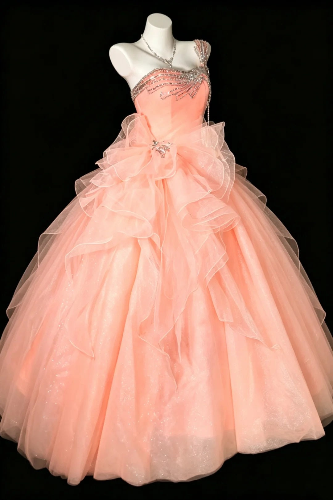 Süßes Ballkleid, eine Schulter, korallenrosa Tüll mit Perlen, Quince-Kleid, lang, Sweet 15 16 Quinceañera-Kleider, Vestido de princesa RB4472