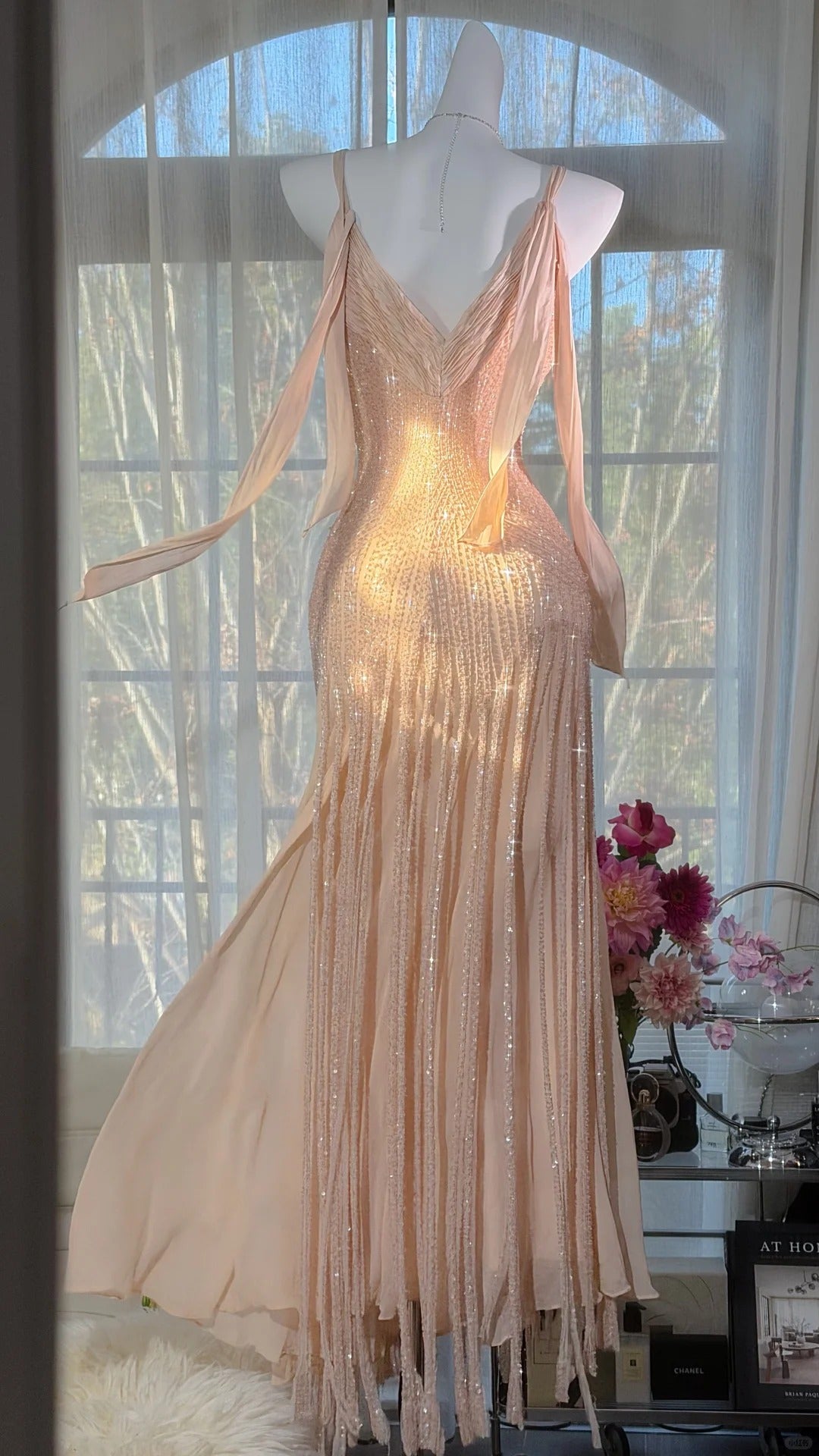 Robes de soirée modestes sirène à fines bretelles en mousseline rose poudré avec perles longueur ras du sol N3531