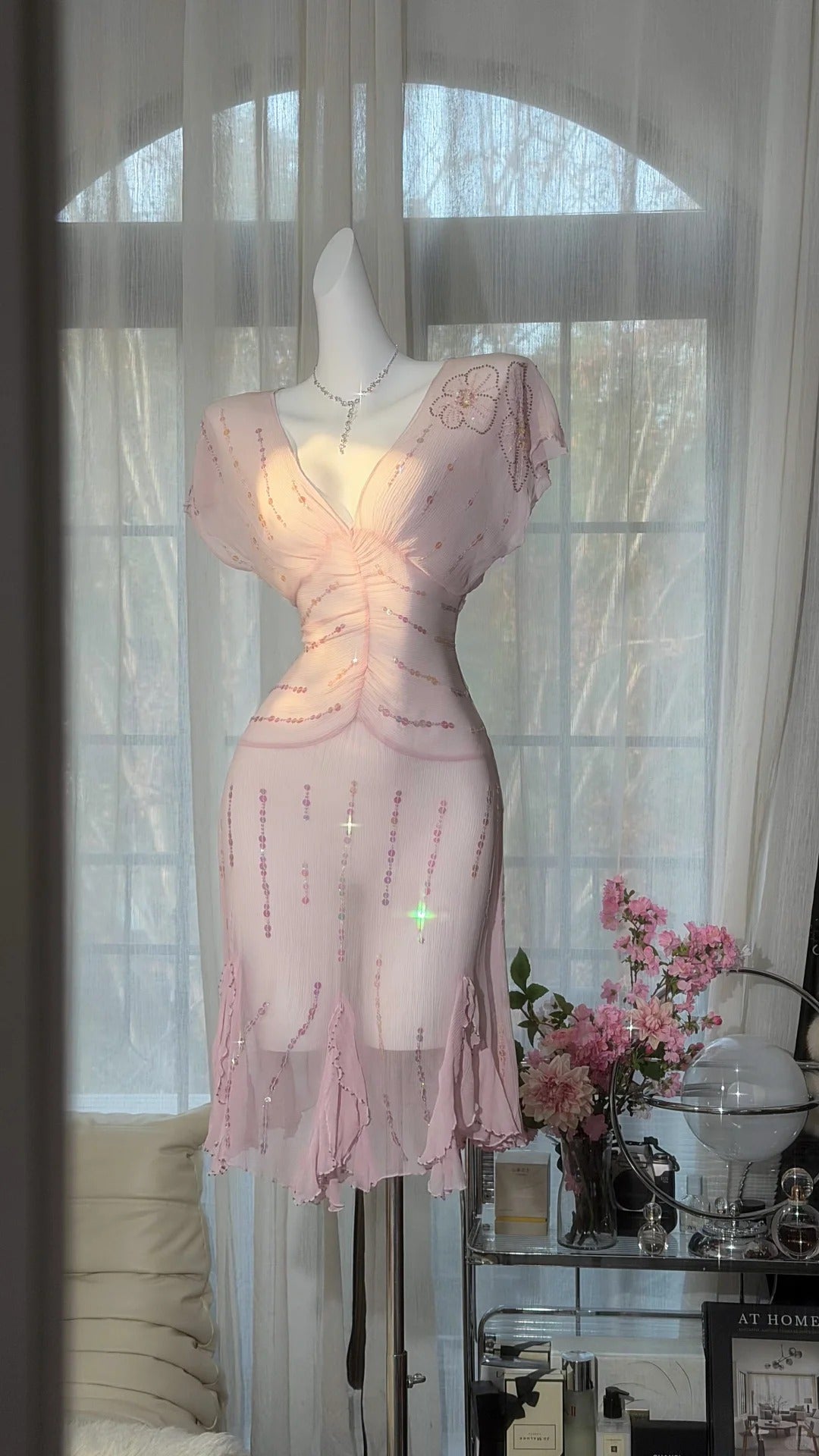 Robe courte en mousseline rose coupe droite à col en V, mignonne, idées pour un 16e anniversaire, tenues de bal de promo N3540