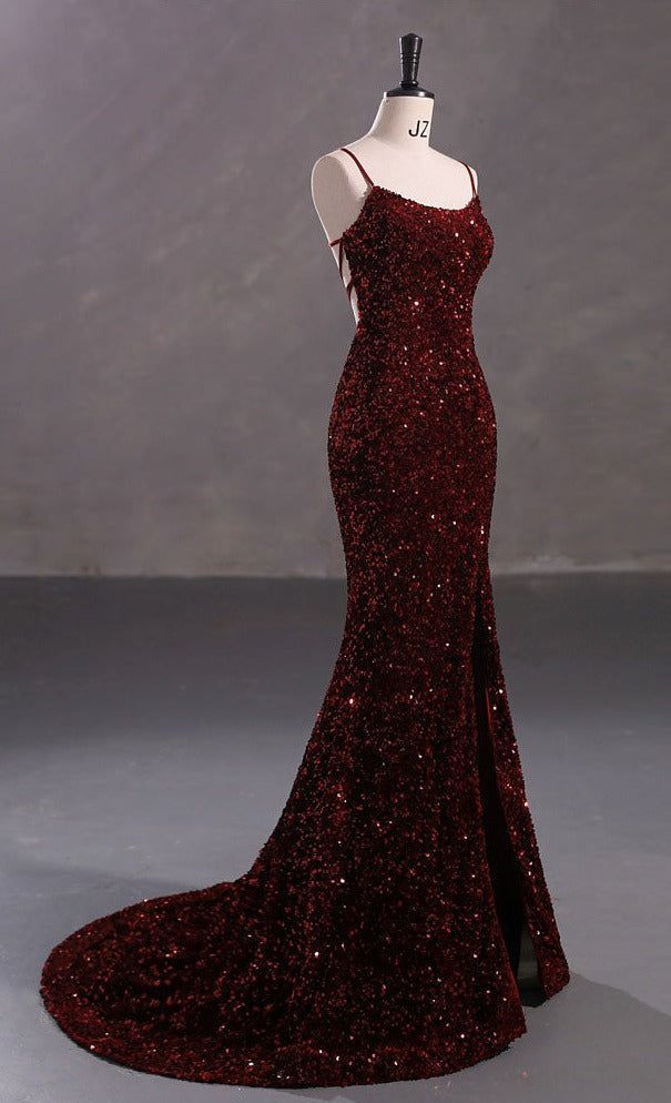 Elegantes Meerjungfrauen-Abendkleid mit Spaghettiträgern, burgunderrotem Paillettenbesatz und offenem Rücken – Inspiration für formelle Partys und Abschlussbälle AB1181