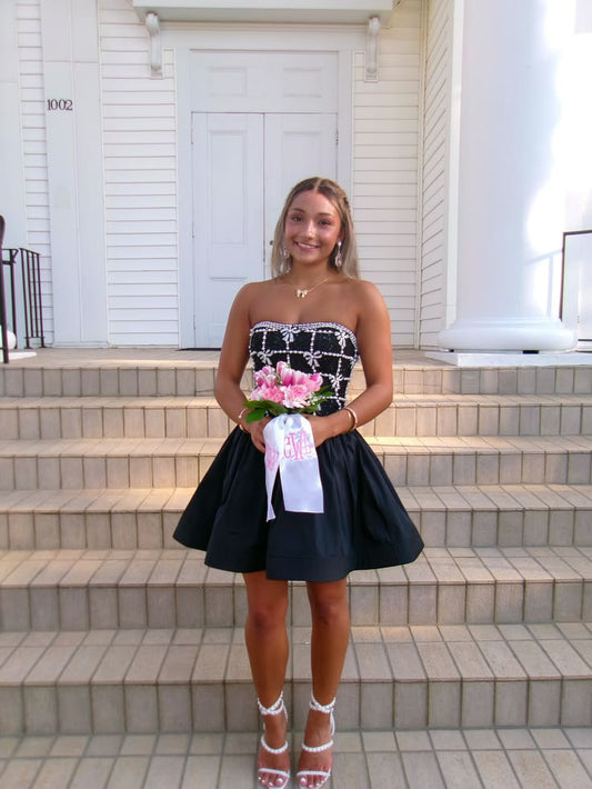 Satin Elegant Black Homecoming Dresses Short Party Ball Gown Strapless Night In Rio Inspo Hoco Dress Ideas RB4046