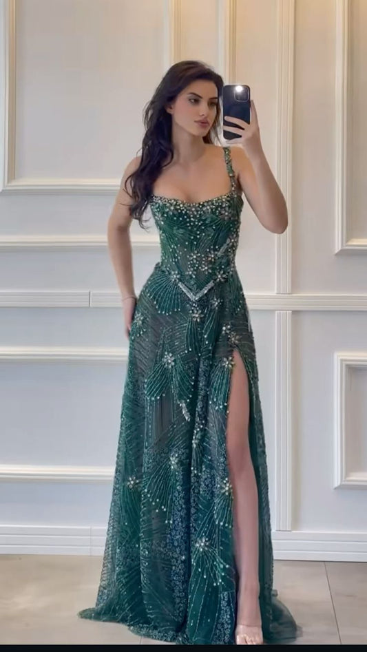 Elegantes, langes, dunkelgrünes Paillettenkleid mit A-Linien-Schnitt, eckigem Ausschnitt und Schlitz – perfekt für Abschlussball und Abendveranstaltung (N036)