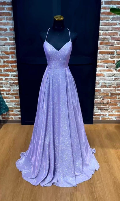 Robe de bal longue lilas à paillettes, coupe trapèze, bretelles spaghetti, N039