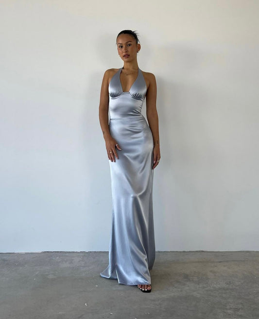 Elegantes, himmelblaues, langes Meerjungfrauen-Abendkleid aus Satin mit Neckholder, perfekt für Sommer, Strand, Ball oder Frühlingshochzeit (Modell N1394).