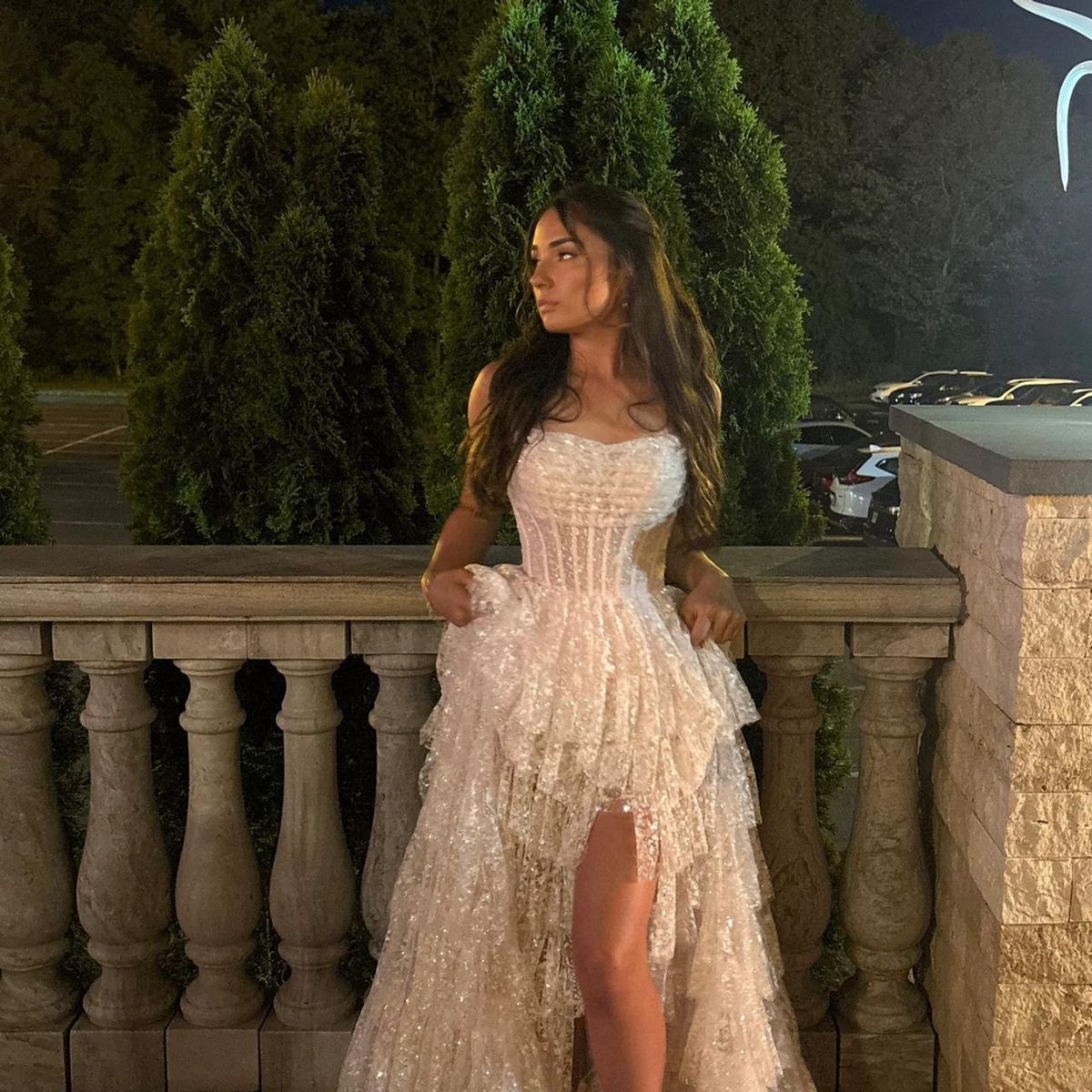 Unique Ball Gown Spaghetti Straps Prom Dress Blush Pink Tulle Lace Formal Long Tiered Evening Party Gowns Vestidos De Dia AB552
