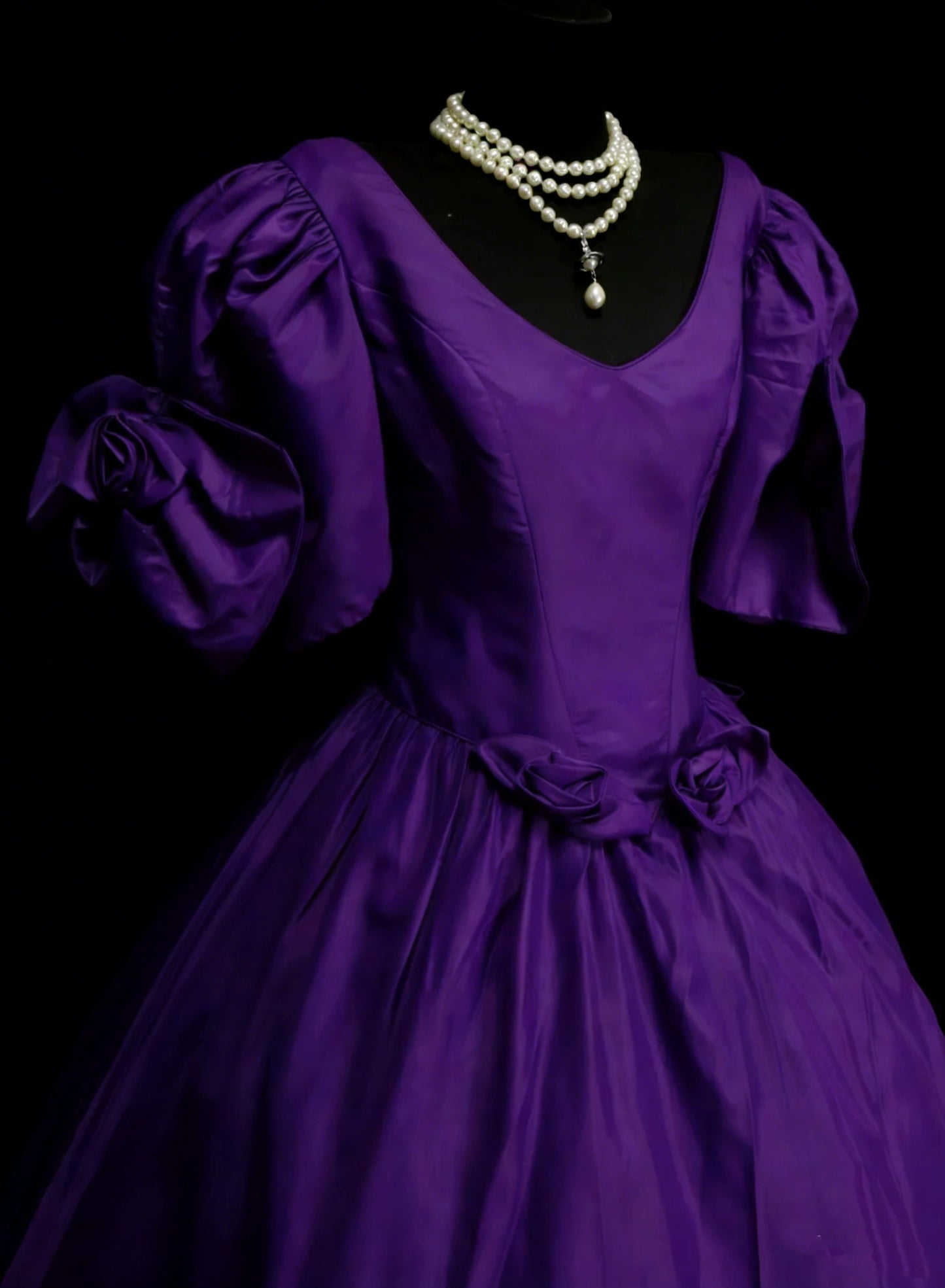 Esthétique des Robes de Bal Vintage Robe de Soirée Rétro Années 50 Violette Mi-longue en Satin N2129