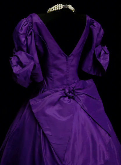 Esthétique des Robes de Bal Vintage Robe de Soirée Rétro Années 50 Violette Mi-longue en Satin N2129