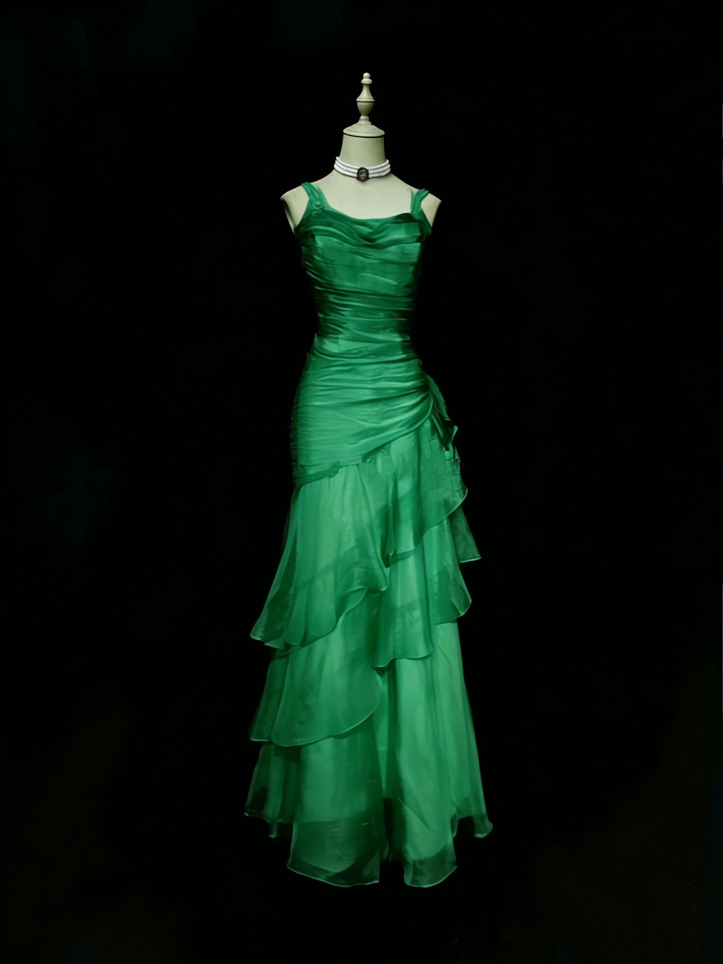 Robe de bal longue rouge en mousseline à fines bretelles sirène, N1417