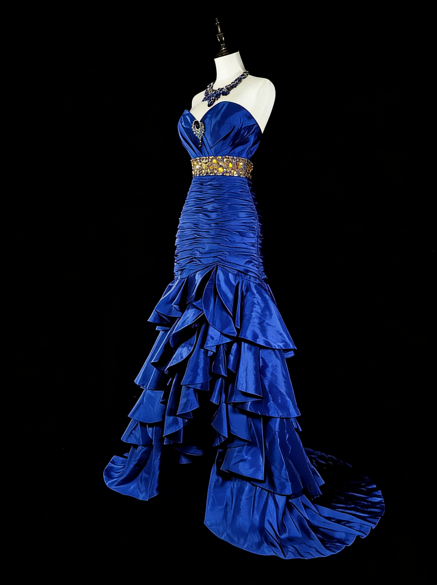 Robes de bal vintage Sirène Cœur Bleu Royal Haut Bas Avec Perles Longue Robe de Soirée N2370