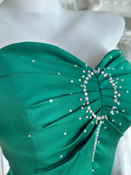 Modest Hoco Dress Homecoming Dresses Ball Gown Sweetheart Green Satin 16th Birthday Party Outfits RB6390
