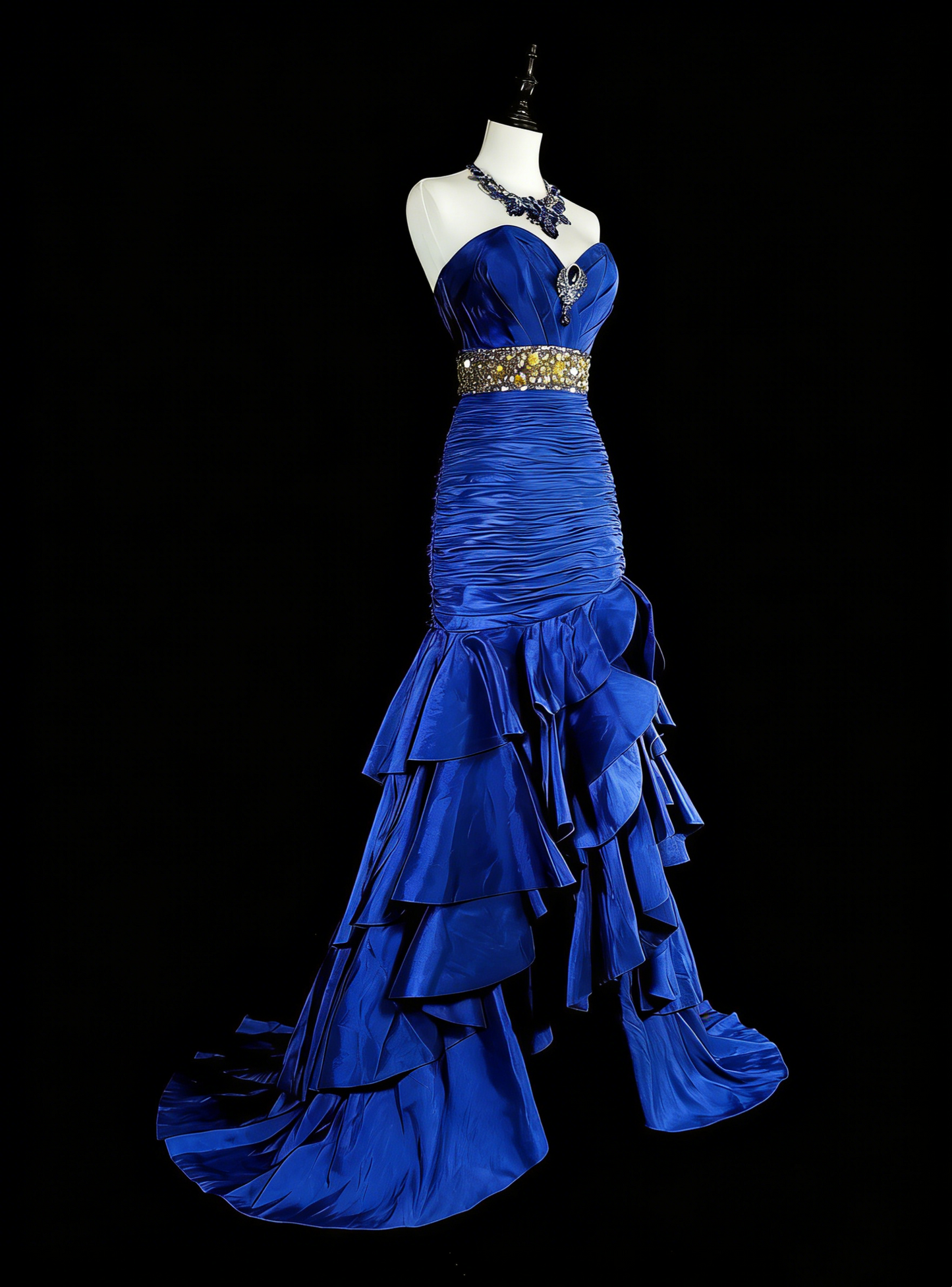 Robes de bal vintage Sirène Cœur Bleu Royal Haut Bas Avec Perles Longue Robe de Soirée N2370