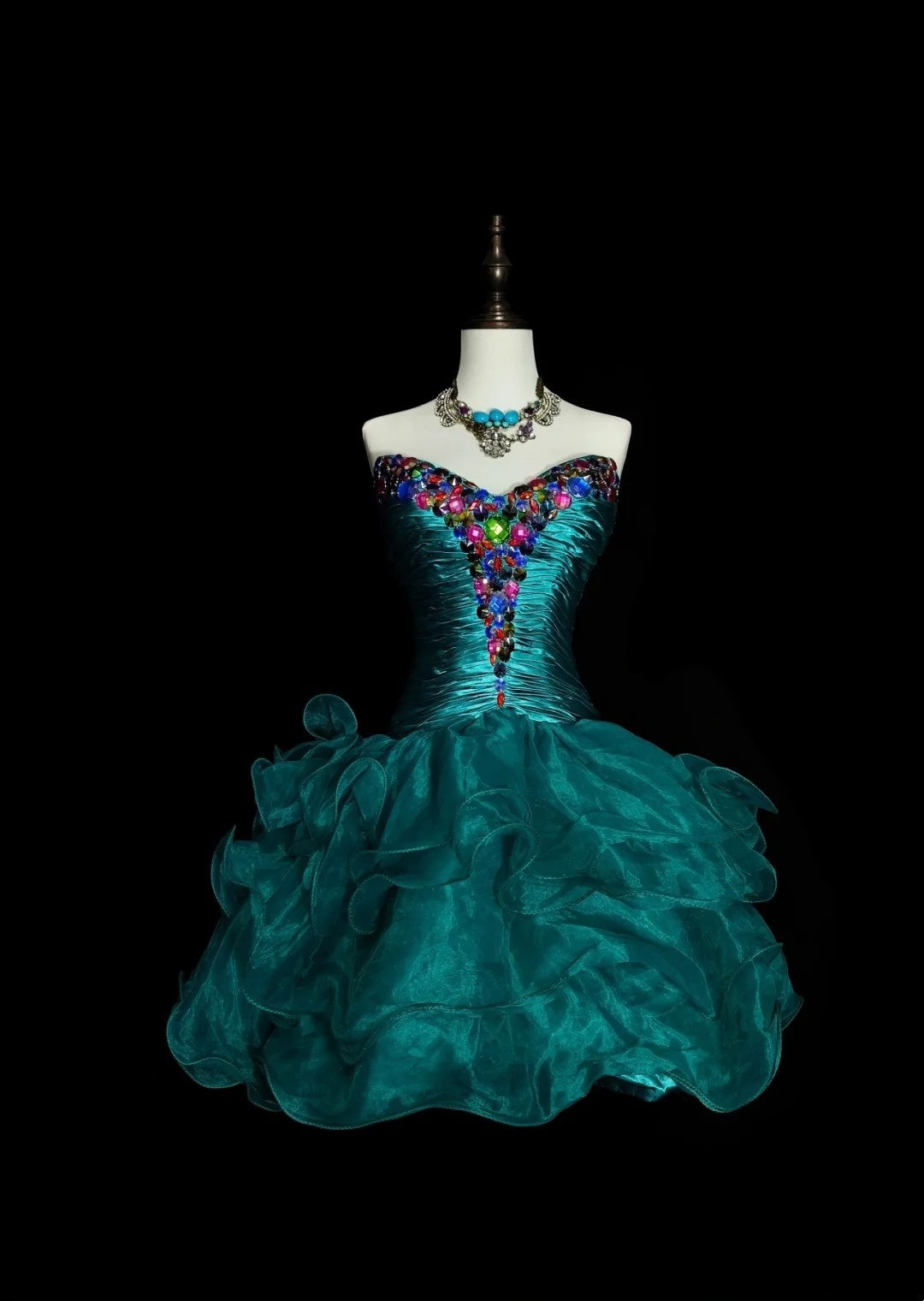 Robe de bal unique à décolleté cœur en tulle vert foncé, inspiration années 2000, robes de bal courtes, inspiration robes de soirée N1362