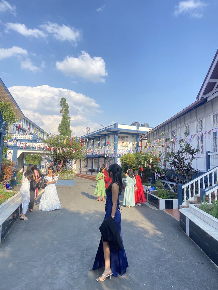 Robe de bal sirène sexy à fines bretelles en satin bleu marine fendue pour adolescentes - Tenue de soirée - Robe de bal AB1040