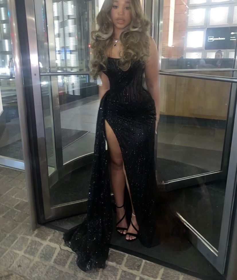 Sexy schwarzes Meerjungfrauen-Abendkleid mit Pailletten und Spitze, langes Modell AB1625