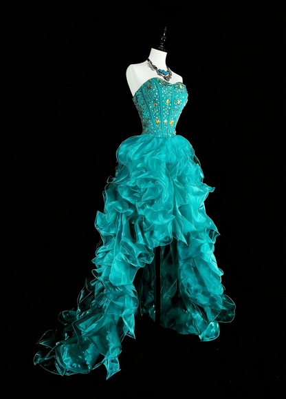 Robe de bal longue vintage années 1760, bustier cœur, en organza vert, sans manches, à volants superposés, N1588