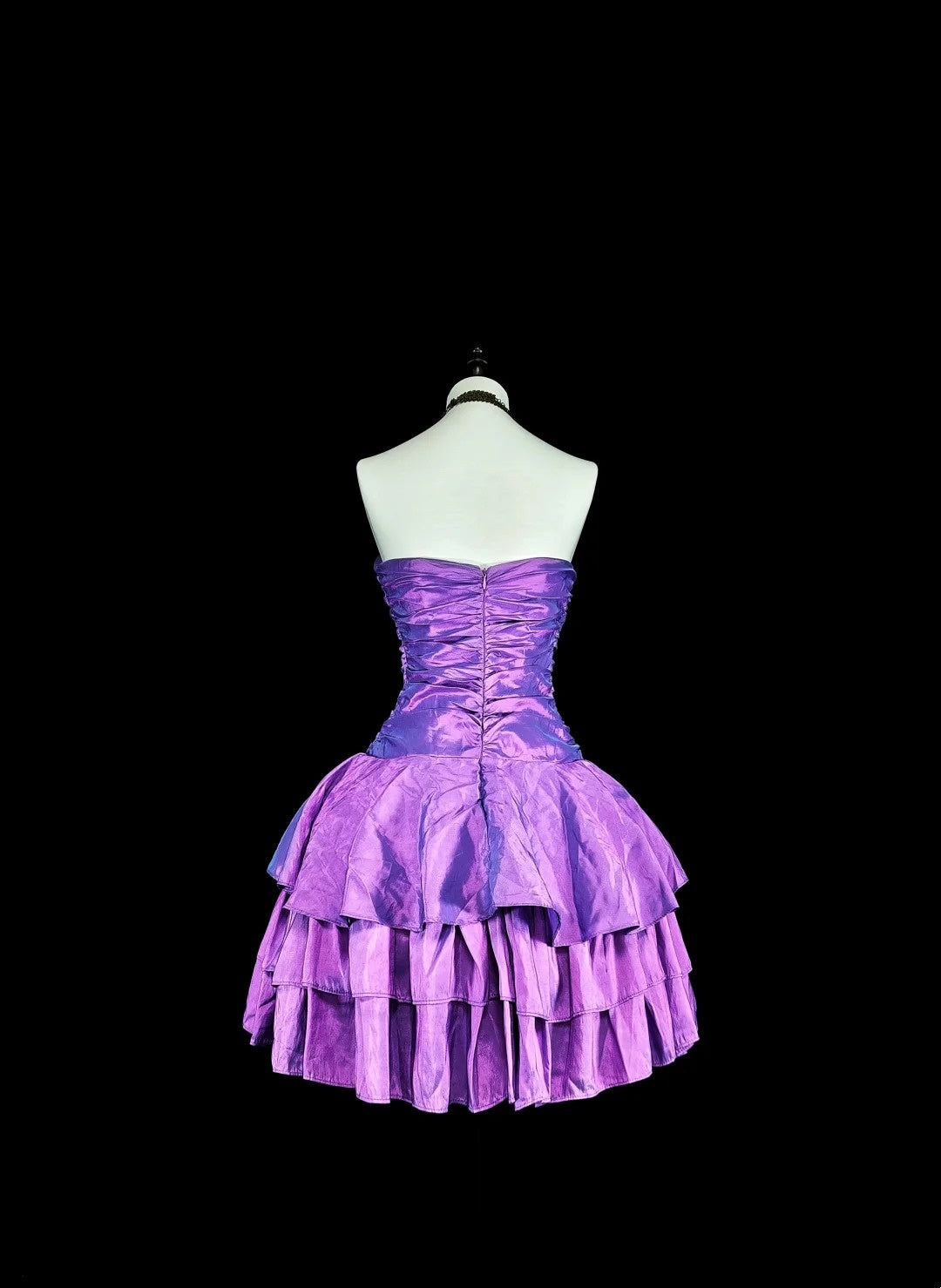 Mignonne Robe de Bal Bustier en Taffetas Violet Courte Mini pour Soirée de Retour N2379