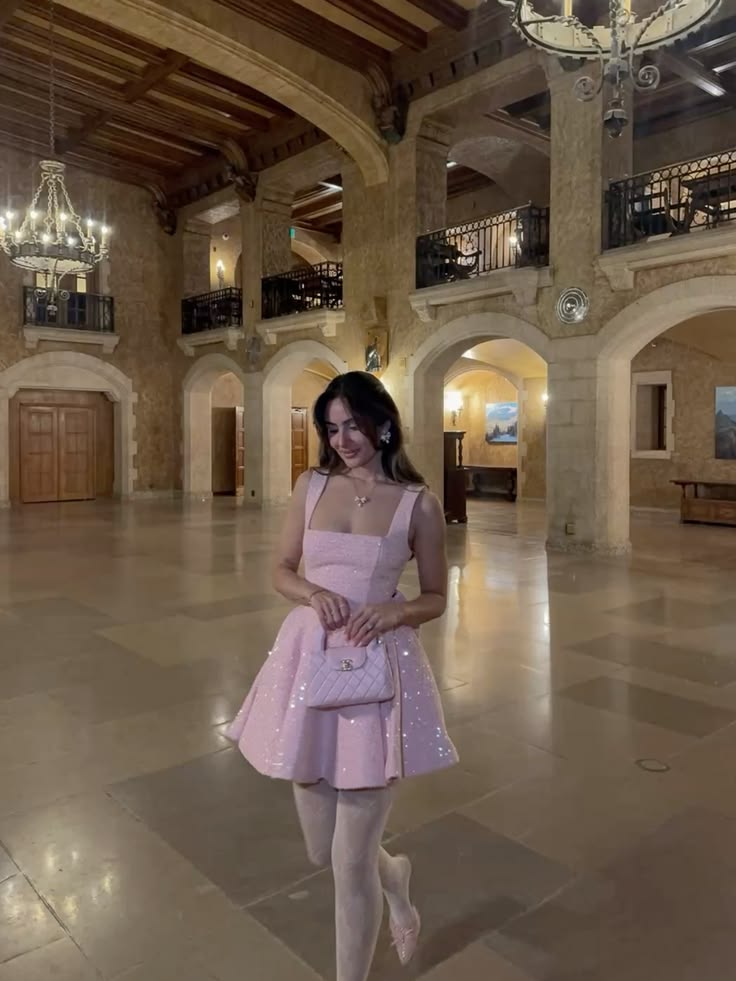 Simple Ball Gown Square Neck Sequin Pink Sleeveless Mini Senior Inspo Short Homecoming Dresses N4740