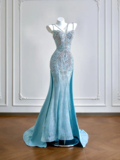 Robe de bal longue sirène bleue à fines bretelles et perles argentées, ornée de perles, idéale pour les soirées formelles et les fêtes d'anniversaire (N380)