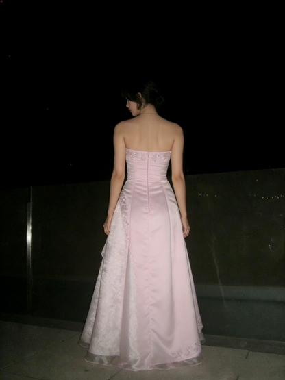 Robe de bal vintage rose clair sans bretelles, coupe trapèze, ornée de broderies, tenue de soirée formelle N536