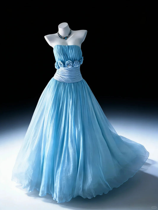 Bescheidene Ballkleider für den Abschlussball, trägerlos, aus blauem Tüll mit Rüschenblumen, langes Quinceañera-Kleid N3051