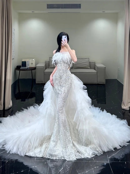 Robe de mariée sirène classique bustier blanche à sequins et plumes, robe de mariée d'été N240