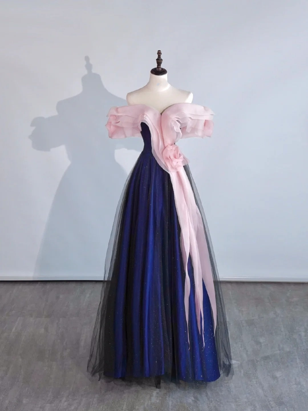 Robe de bal élégante et discrète, épaules dénudées, en tulle bleu et rose, idéale pour une soirée étudiante ou un bal de fin d'année (Sweet 16), robe longue pour adolescentes N1164