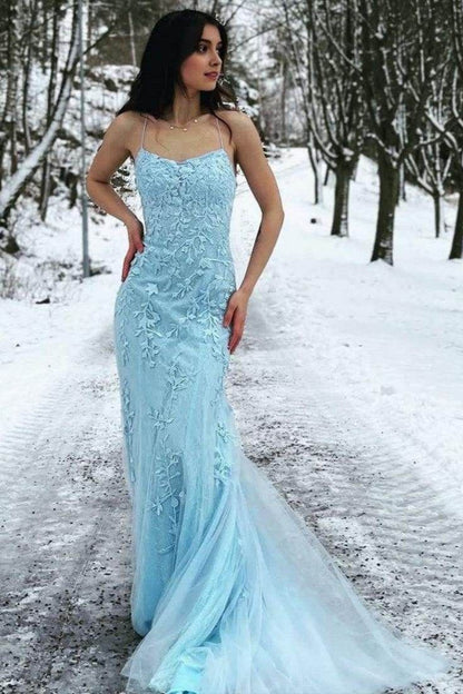 Elegantes, bodenlanges, rückenfreies Etuikleid aus Tüll mit Säulenform – ideal für Abschlussball und Party – online erhältlich AB1689