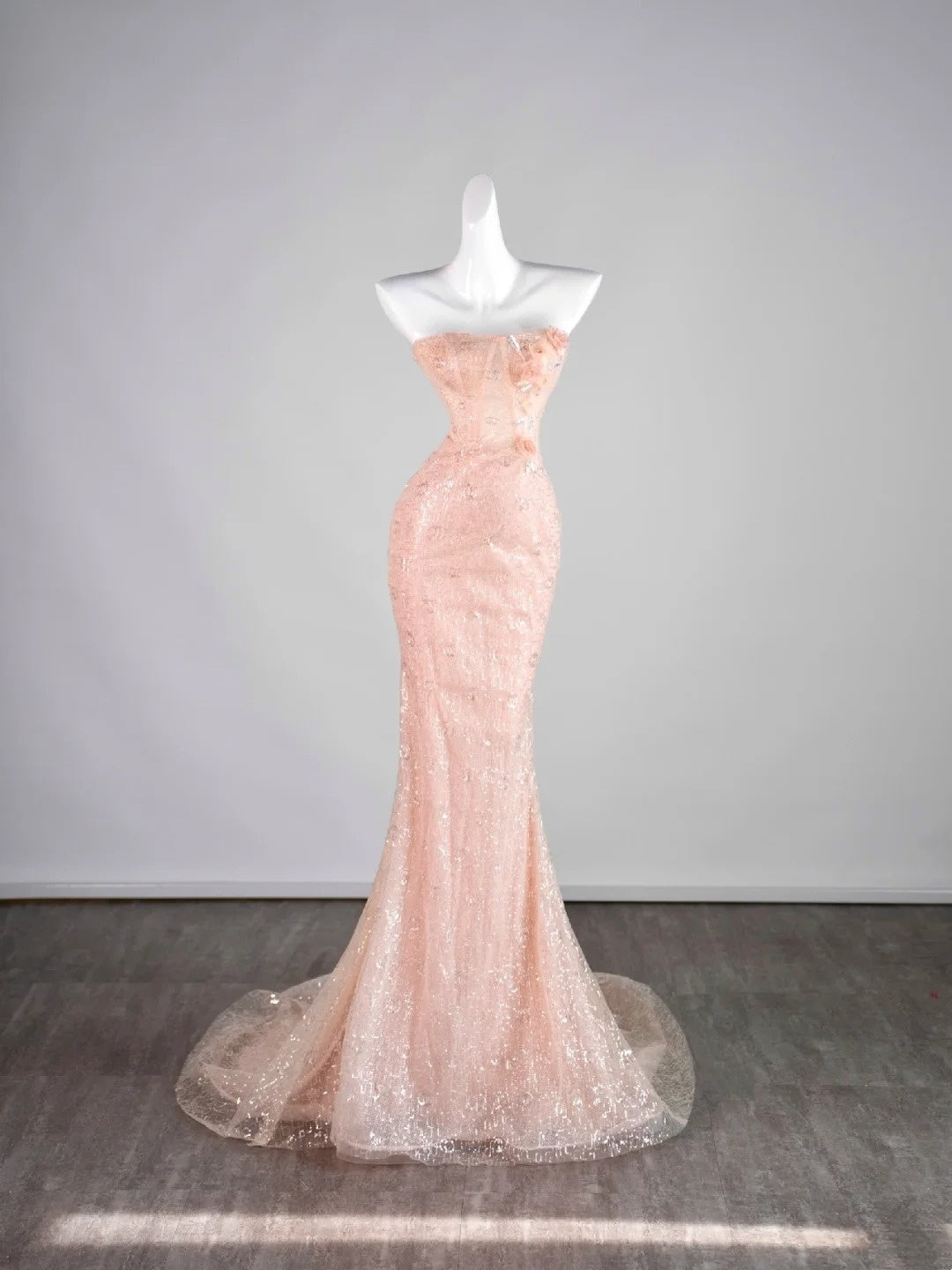 Robe de bal de fin d'année rose sirène élégante, sans bretelles, à sequins et sans manches, N1287