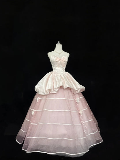 Langes Ballkleid für Sweet 16, herzförmiger Ausschnitt, zartrosa mit Blumen, Sweet-Sixteen-Geburtstagskleid RC0315