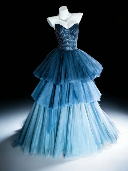 Bescheidene Ballkleider für den Abschlussball, herzförmiger Ausschnitt, marineblau, Tüll mit Lagen, Perlenbesatz, langes Quinceañera-Kleid N3055