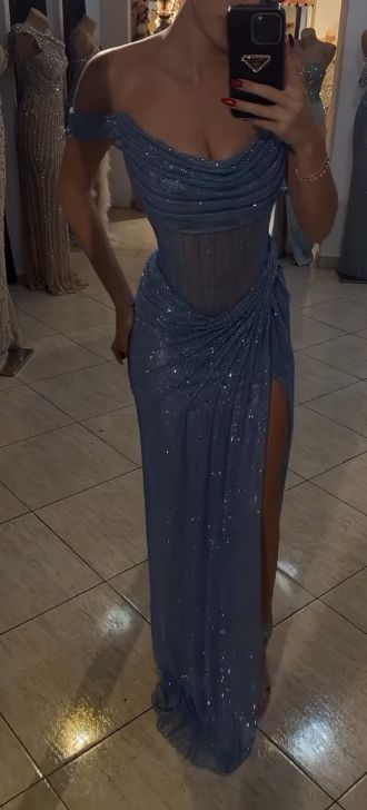Funkelndes Meerjungfrauen-Abendkleid mit schulterfreiem Ausschnitt, blauen Pailletten und langem Schlitz, festliche Abendkleider, Ballkleider AB1673