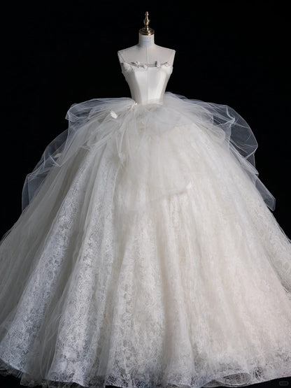 Modern Minimalist Ball Gown Strapless Sleeveless Lace Brides Gown Bridal Dress Wedding Dresses Style RB6562