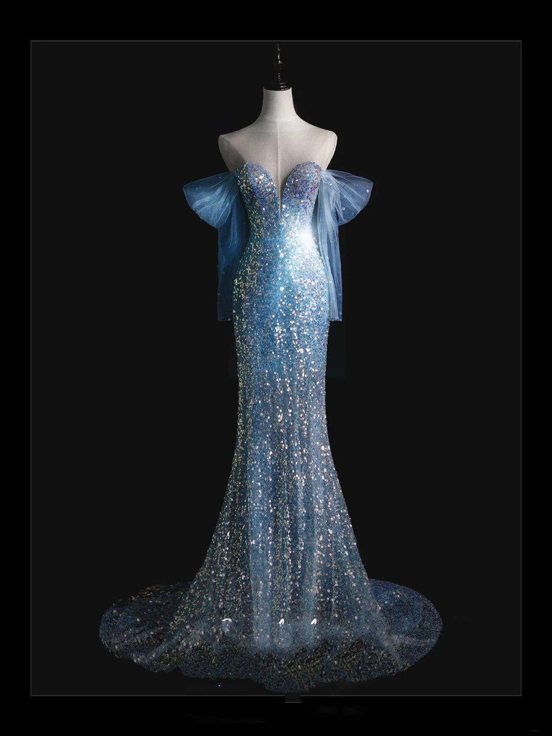 Magnifique robe de bal longue sirène à sequins bleu ciel clair, épaules dénudées, inspiration tenue de soirée N245