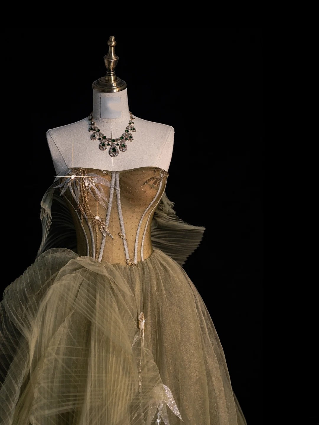 Robe de bal modeste sans bretelles en tulle vert avec appliques, tenue de soirée pour l'université, inspiration robe de bal de fin d'année N1220