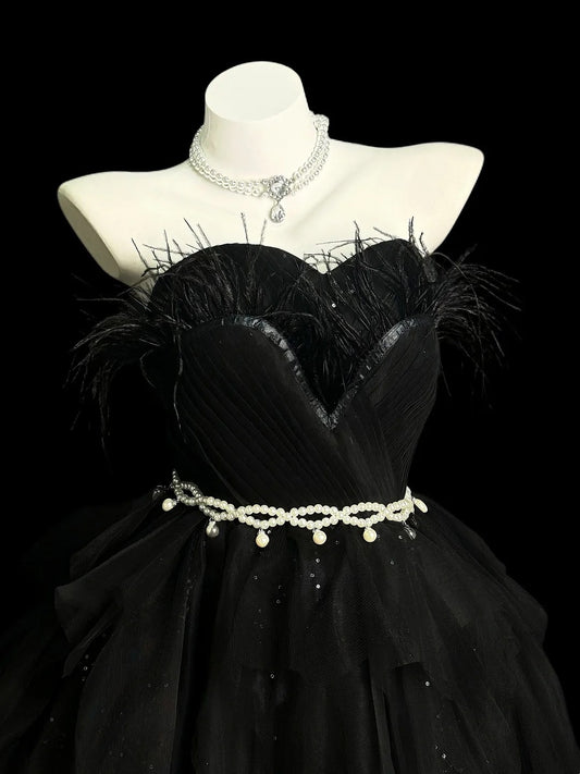Cute Ball Gown Sweetheart Black Tulle With Feathers Short Cocktail Gown Homecoming Dresses Ideas Hoco Outfit RB5449