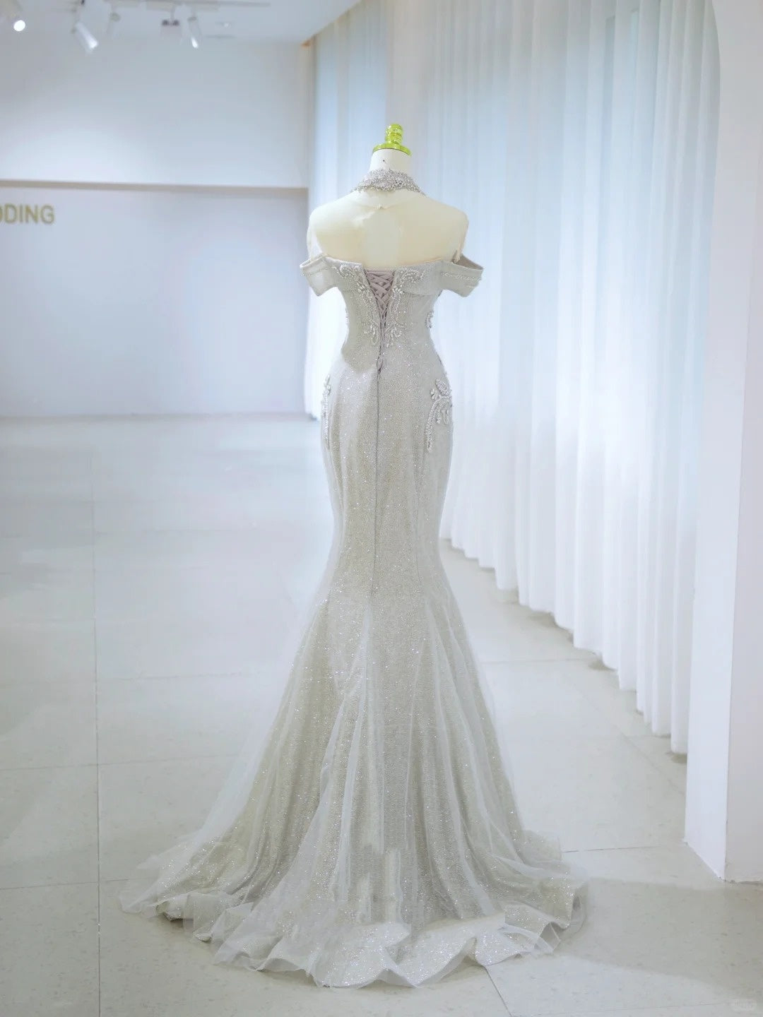 Robes de bal de sirène scintillantes à épaules dénudées en paillettes gris argenté, robes de soirée, tenues d'anniversaire, robes de graduation N2847