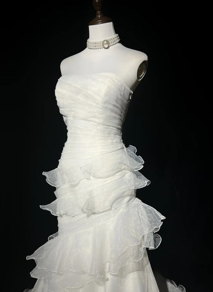Einzigartige Hochzeitskleider Meerjungfrau Trägerlos Ärmellos Weiß Langes Brautkleid N3125