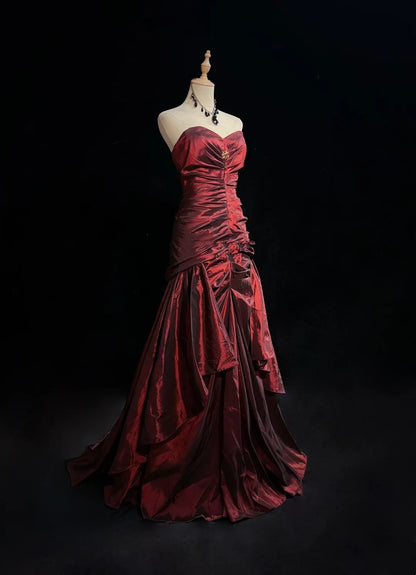 Robes de bal vintage des années 90, sirène, bustier cœur, taffetas bordeaux avec longue robe de bal à volants N3031