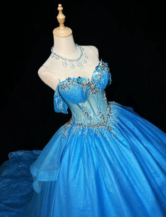 Prinzessin Ballkleid schulterfrei blauer Tüll mit applizierter Spitze Sweet 16 Kleider Quinceanera Kleid RB3289